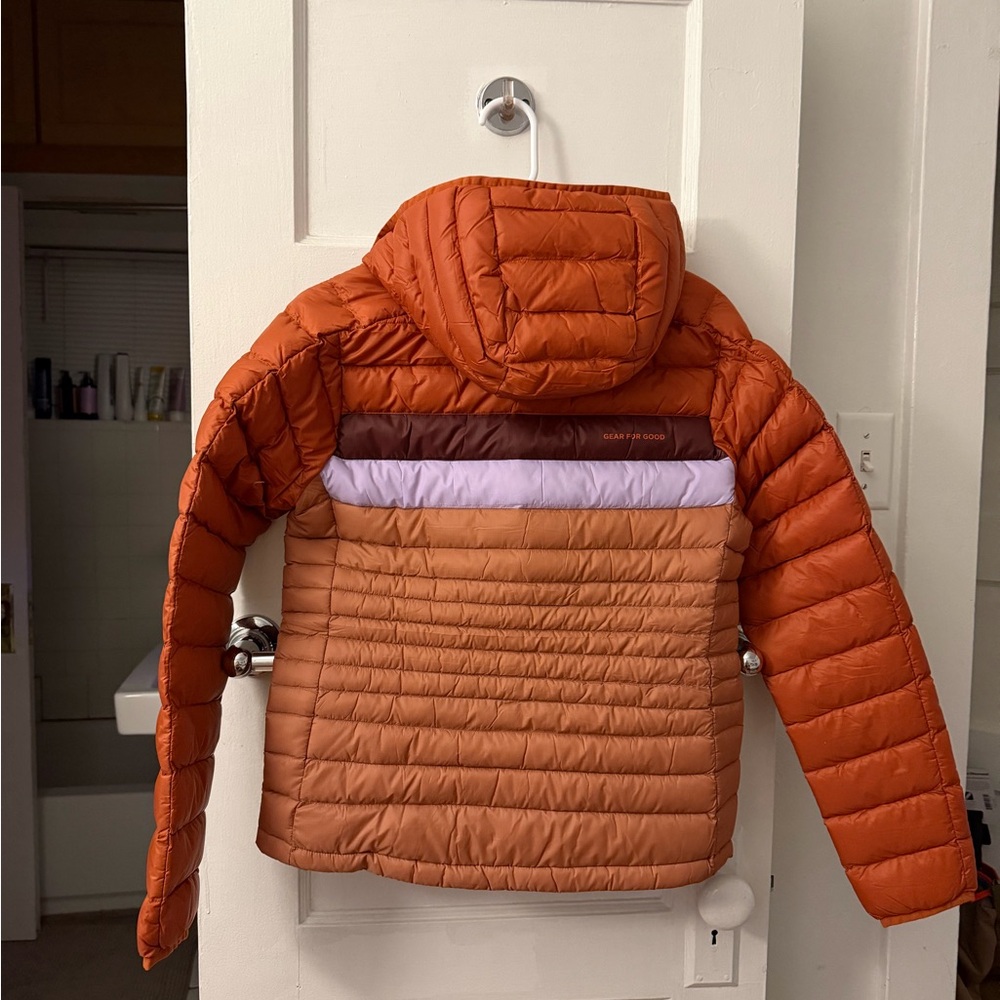 Cotopaxi Women’s Fuego Down Hooded Jacket
New with tags!
Size X-Small - Picture 4 of 9